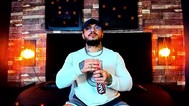 Van Velckan online show from 02-02-25, 04:15