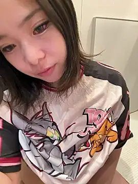 Rei1216xo online show from 10-24-25, 04:25