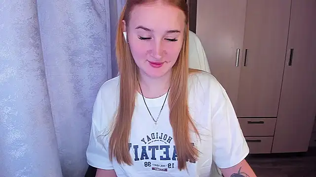 Snapshot of KeiraNight chatting on 01-20-25, 09:24 KeiraNight online show from 01-20-25, 09:24