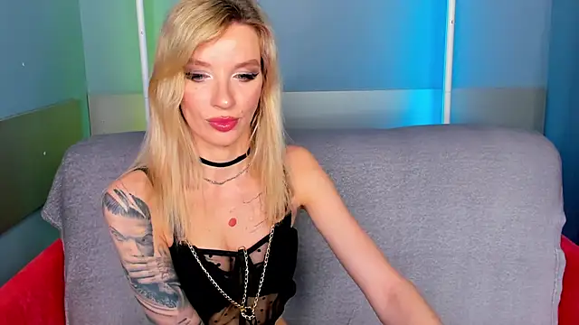 AlinaLovelyX online show from 04-29-26, 01:21