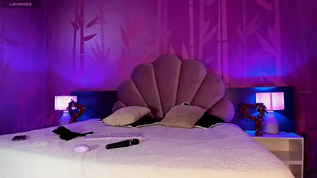 sabrinamilani online show from 02-14-25, 03:11