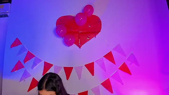 alaia-rogers online show from 02-14-25, 06:19