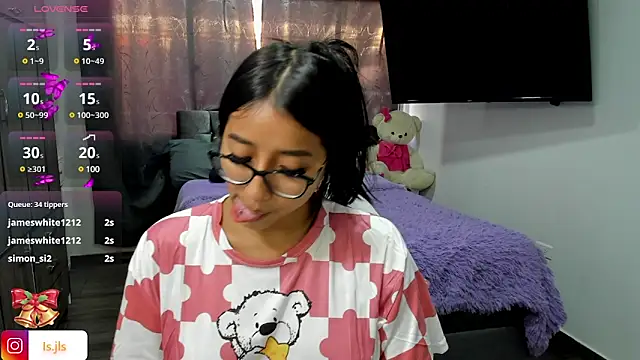 isa bellaa0 online show from 12-31-24, 11:42