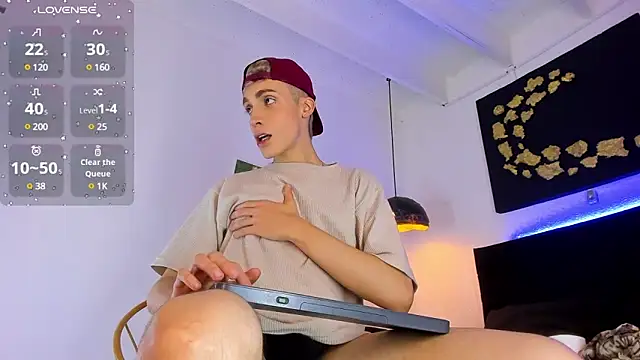 Angel Snowhotxxx online show from 02-21-25, 11:01