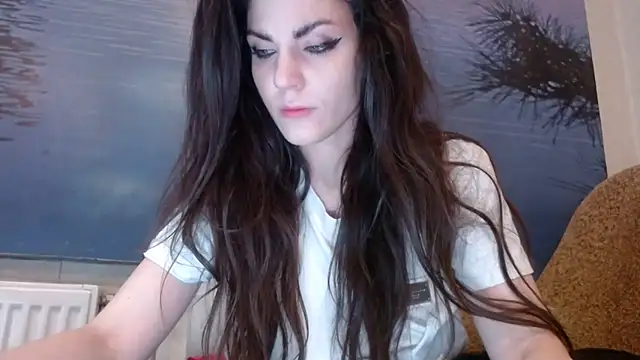 Snapshot of AliceTailor chatting on 03-13-25, 07:28 AliceTailor online show from 03-13-25, 07:28