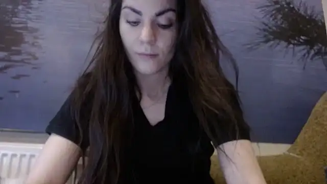 Snapshot of AliceTailor chatting on 03-16-25, 11:05 AliceTailor online show from 03-16-25, 11:05