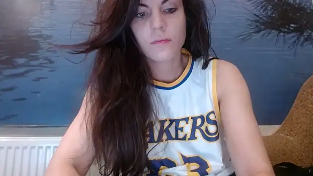 Snapshot of AliceTailor chatting on 10-11-25, 07:40 AliceTailor online show from 10-11-25, 07:40