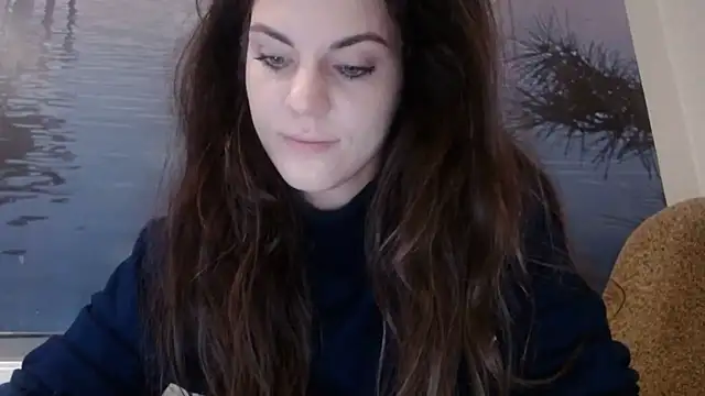 Snapshot of AliceTailor chatting on 10-12-25, 05:06 AliceTailor online show from 10-12-25, 05:06