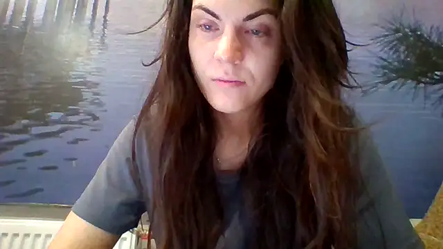 Snapshot of AliceTailor chatting on 11-12-25, 07:31 AliceTailor online show from 11-12-25, 07:31