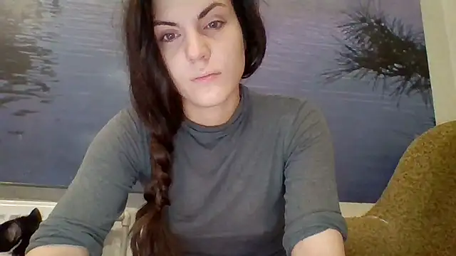 Snapshot of AliceTailor chatting on 11-23-25, 10:37 AliceTailor online show from 11-23-25, 10:37