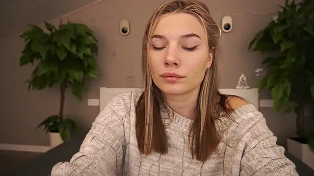 Snapshot of IceDanielles chatting on 01-02-25, 02:57 IceDanielles online show from 01-02-25, 02:57