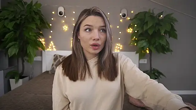 Snapshot of IceDanielles chatting on 01-23-25, 02:07 IceDanielles online show from 01-23-25, 02:07