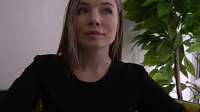 Snapshot of IceDanielles chatting on 01-27-25, 11:11 IceDanielles online show from 01-27-25, 11:11