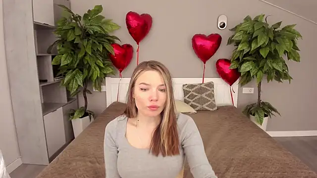 Snapshot of IceDanielles chatting on 02-20-25, 01:30 IceDanielles online show from 02-20-25, 01:30