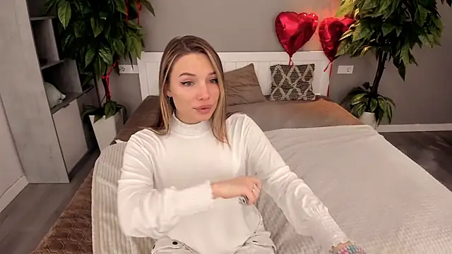 Snapshot of IceDanielles chatting on 03-14-25, 01:57 IceDanielles online show from 03-14-25, 01:57