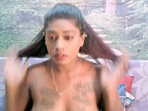 Snapshot of Harl3ysugar4u chatting on 02-14-25, 12:14 Harl3ysugar4u online show from 02-14-25, 12:14