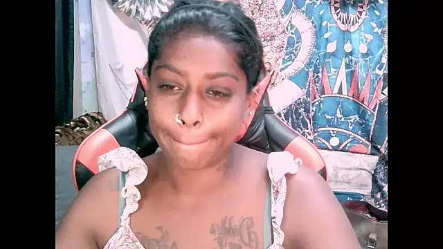 Snapshot of Harl3ysugar4u chatting on 03-10-25, 05:00 Harl3ysugar4u online show from 03-10-25, 05:00