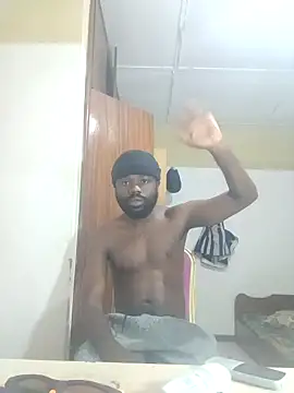 Snapshot of Longblackhardd chatting on 02-06-25, 03:48 Longblackhardd online show from 02-06-25, 03:48