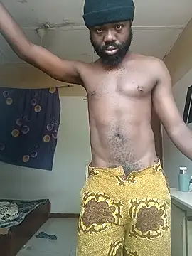 Snapshot of Longblackhardd chatting on 02-06-25, 11:43 Longblackhardd online show from 02-06-25, 11:43