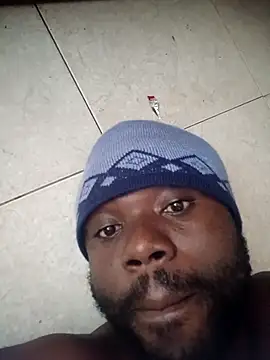 Snapshot of Longblackhardd chatting on 03-07-25, 04:00 Longblackhardd online show from 03-07-25, 04:00