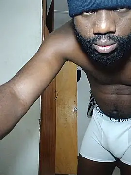 Snapshot of Longblackhardd chatting on 03-19-25, 02:05 Longblackhardd online show from 03-19-25, 02:05