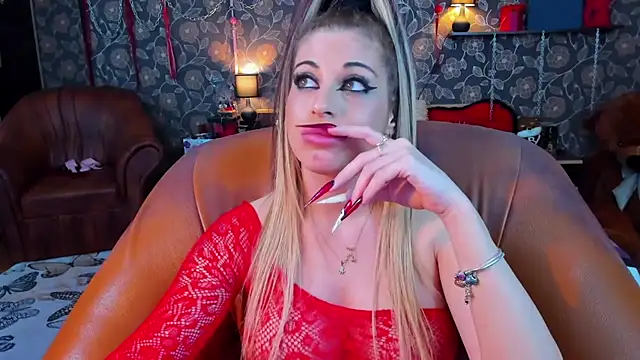 Snapshot of ammyloca123 chatting on 11-06-25, 09:48 ammyloca123 online show from 11-06-25, 09:48