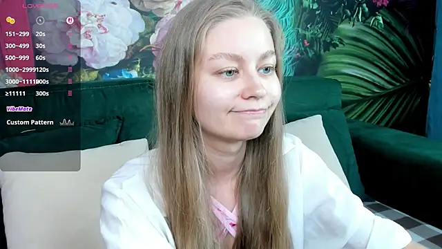 Polumna cute online show from 05-23-26, 09:57
