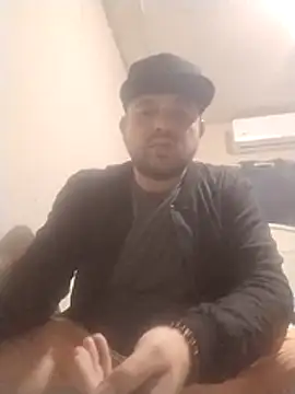 JulianInter08 online show from 03-16-26, 07:12