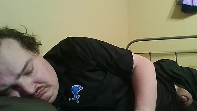 YelpedAverting online show from 12-18-25, 06:58