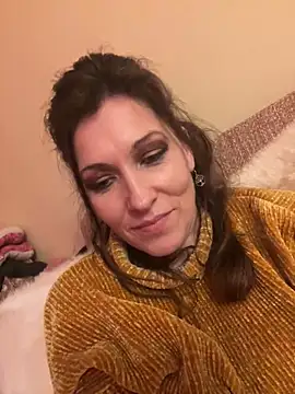 Lwhite1 online show from 02-15-25, 12:26