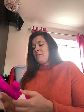 Lwhite1 online show from 02-17-25, 03:53