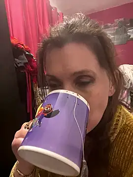 Lwhite1 online show from 01-07-26, 07:05