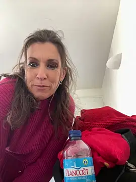 Snapshot of Lwhite1 chatting on 05-16-26, 02:49 Lwhite1 online show from 05-16-26, 02:49