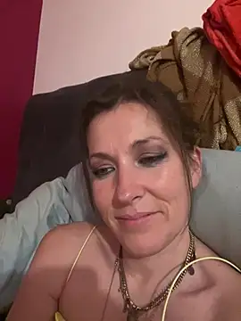 Snapshot of Lwhite1 chatting on 05-20-26, 10:16 Lwhite1 online show from 05-20-26, 10:16