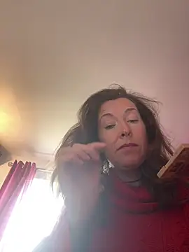 Snapshot of Lwhite1 chatting on 06-11-26, 03:43 Lwhite1 online show from 06-11-26, 03:43