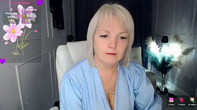 Juarnea online show from 10-20-25, 02:06