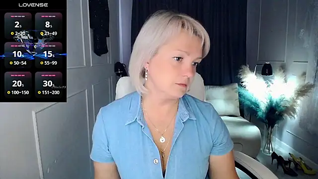 Snapshot of Juarnea chatting on 05-29-26, 03:48 Juarnea online show from 05-29-26, 03:48