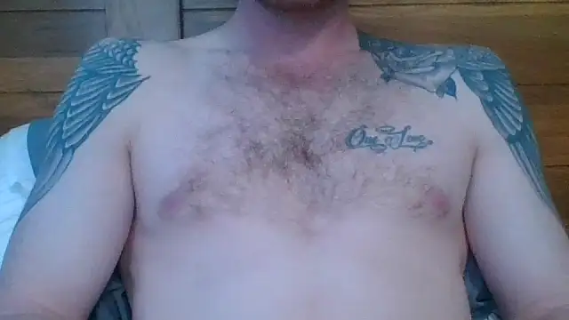 Snapshot of Theo-rose10 chatting on 10-05-25, 10:51 Theo-rose10 online show from 10-05-25, 10:51