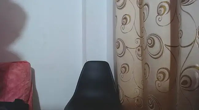 Snapshot of merlinaadams_ chatting on 01-22-25, 12:06 merlinaadams online show from 01-22-25, 12:06