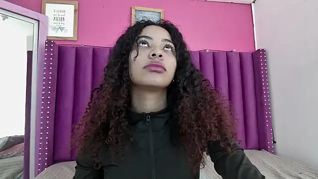 littleebonny online show from 03-12-26, 12:33