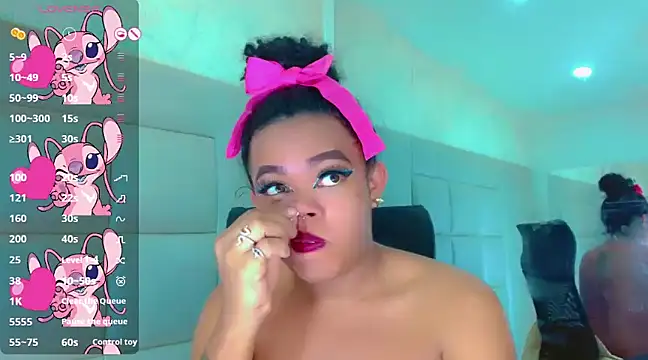 KayleighDreams  online show from 02-25-25, 03:38