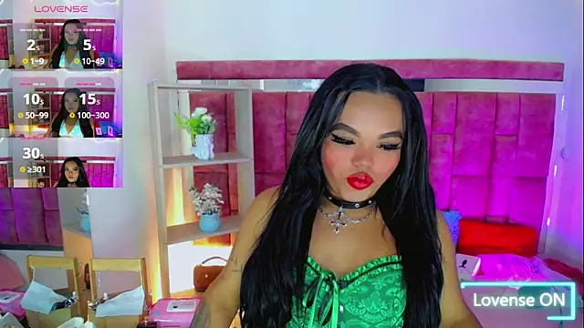 KayleighDreams  online show from 06-06-26, 03:17