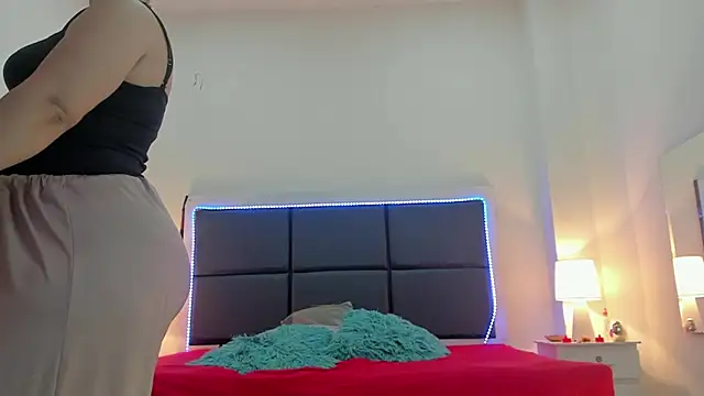 Aslhyn Gomez online show from 11-06-25, 09:48