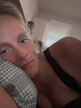 vixendoll87 online show from 02-17-25, 02:37