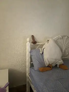 Snapshot of BeatriceTender chatting on 12-05-25, 03:26 BeatriceTender online show from 12-05-25, 03:26