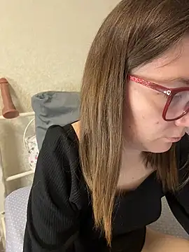 BeatriceTender online show from 04-04-26, 07:11