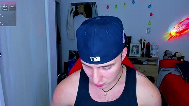 Snapshot of liam_oficial02 chatting on 12-21-24, 03:25 liam oficial02 online show from 12-21-24, 03:25