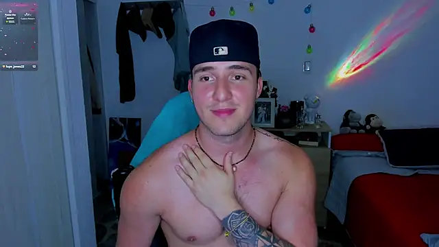 Snapshot of liam_oficial02 chatting on 01-12-25, 06:39 liam oficial02 online show from 01-12-25, 06:39