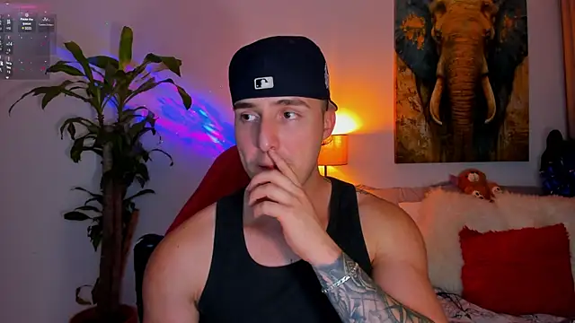 Snapshot of liam_oficial02 chatting on 03-01-25, 04:26 liam oficial02 online show from 03-01-25, 04:26