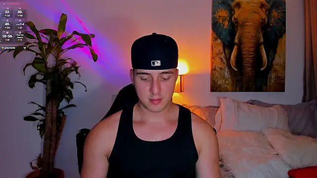 Snapshot of liam_oficial02 chatting on 03-07-25, 06:02 liam oficial02 online show from 03-07-25, 06:02